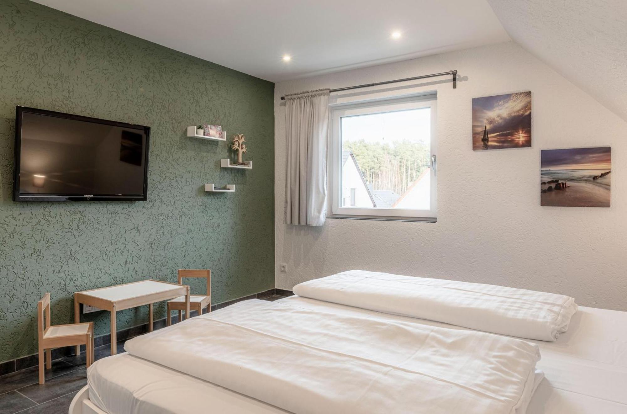 Ferienhaus Daniela Mit Terrasse Und Garten Silz  外观 照片