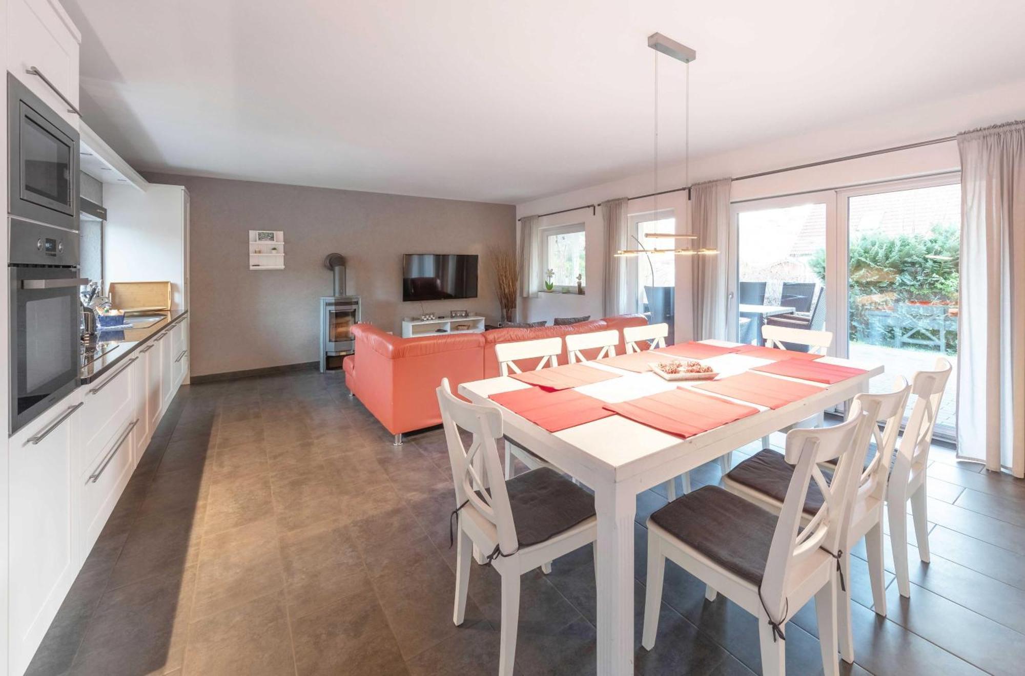 Ferienhaus Daniela Mit Terrasse Und Garten Silz  外观 照片