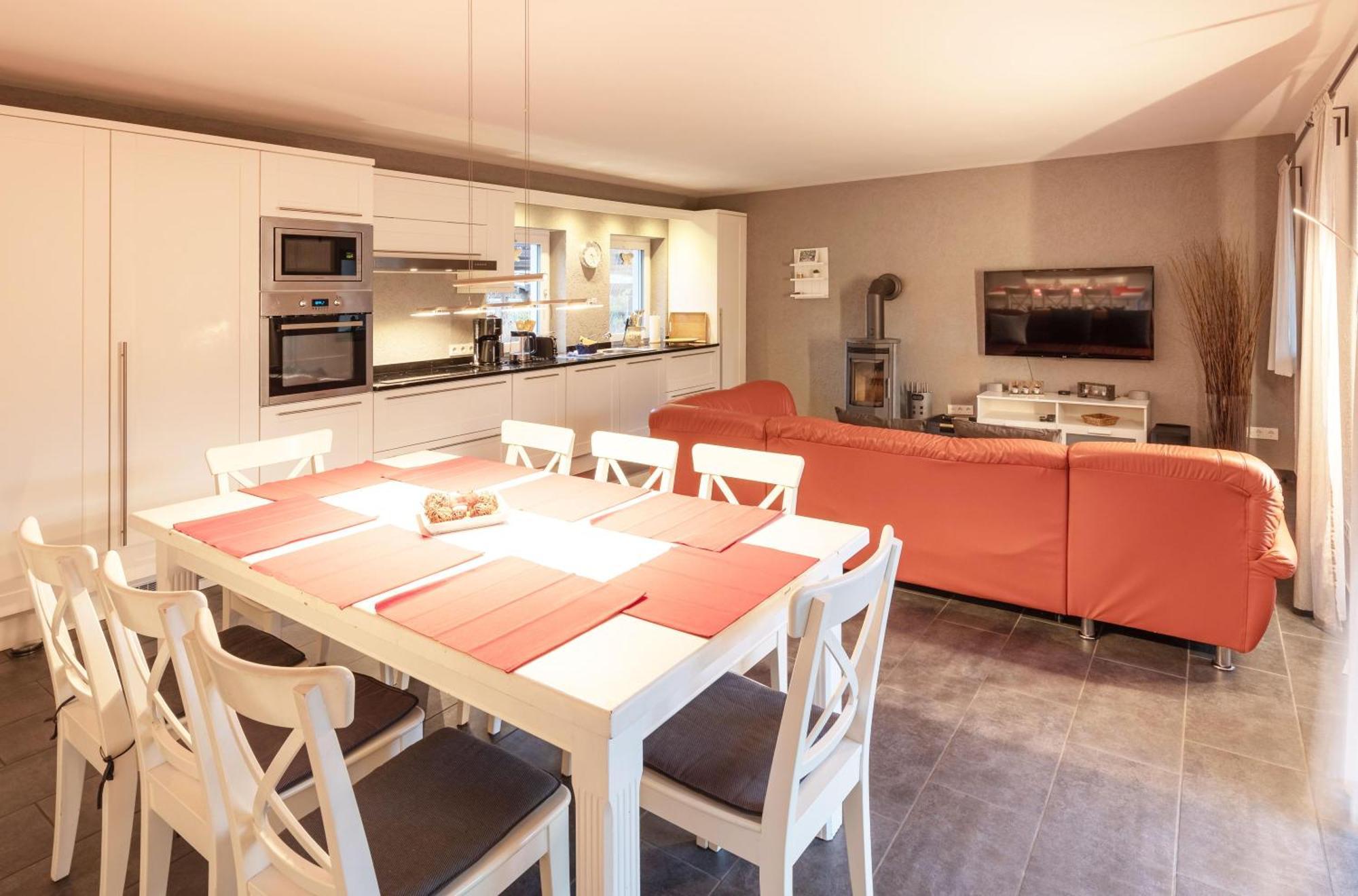 Ferienhaus Daniela Mit Terrasse Und Garten Silz  外观 照片